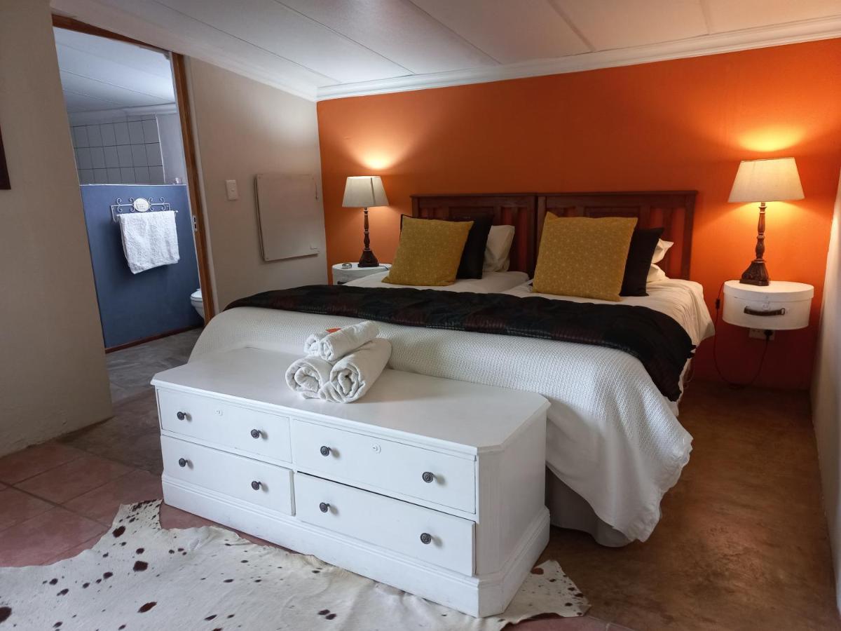 Dekotzenhof Hotell Wakkerstroom Exteriör bild